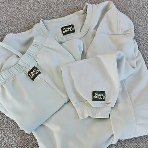 Daily Drills Surf Crewneck Sweatshirt And Shorts Set Xs/s